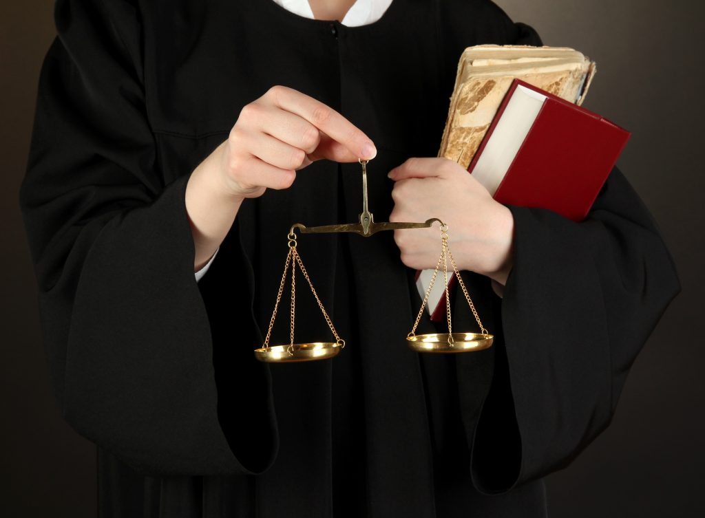 divorce devant le juge, avocat divorce Orange, avocat partage Vaison-la-Romaine, avocat conflit enfants Malaucène